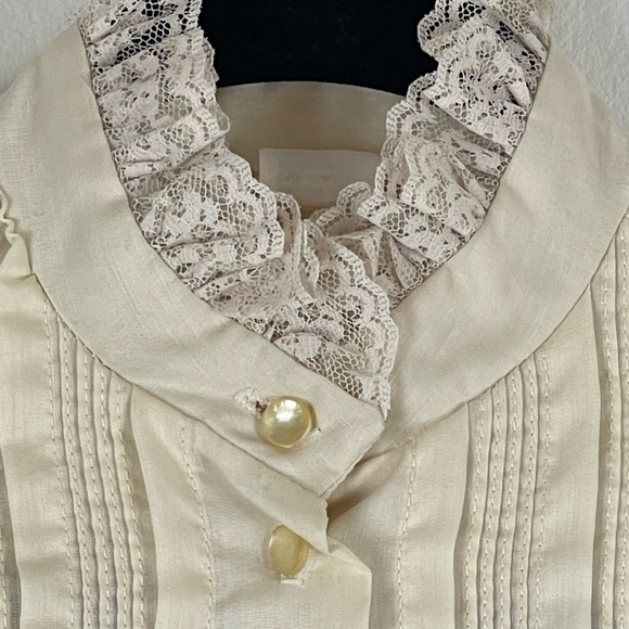 Vintage Blouse Ruffles And Lace Short Sleeve Button Up EUC Size L - Picture 4 of 6